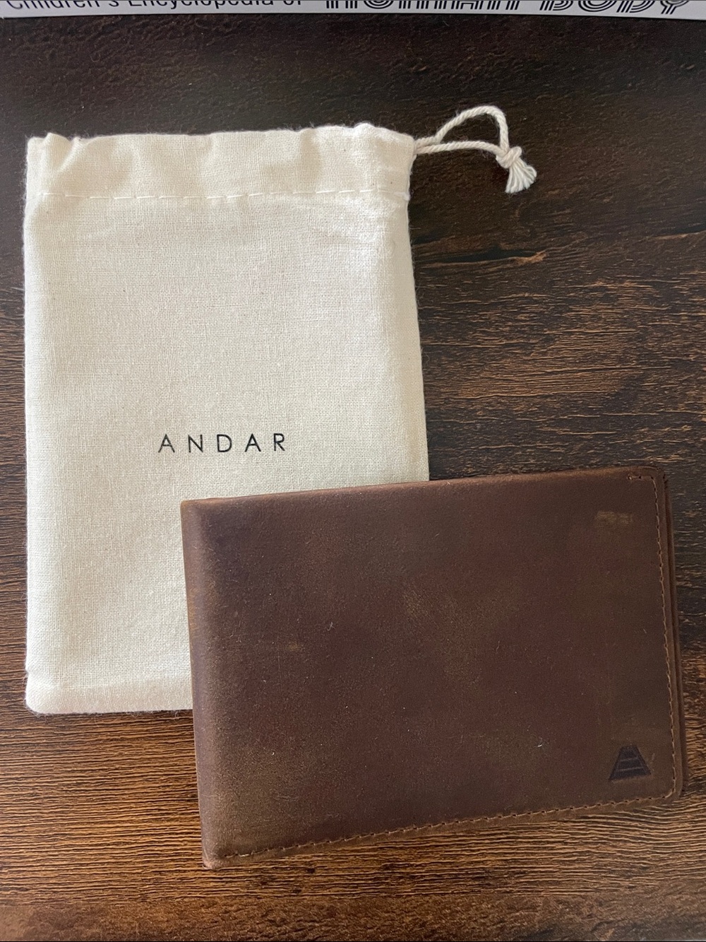 NEW Men's Brown Leather Bifold Wallet